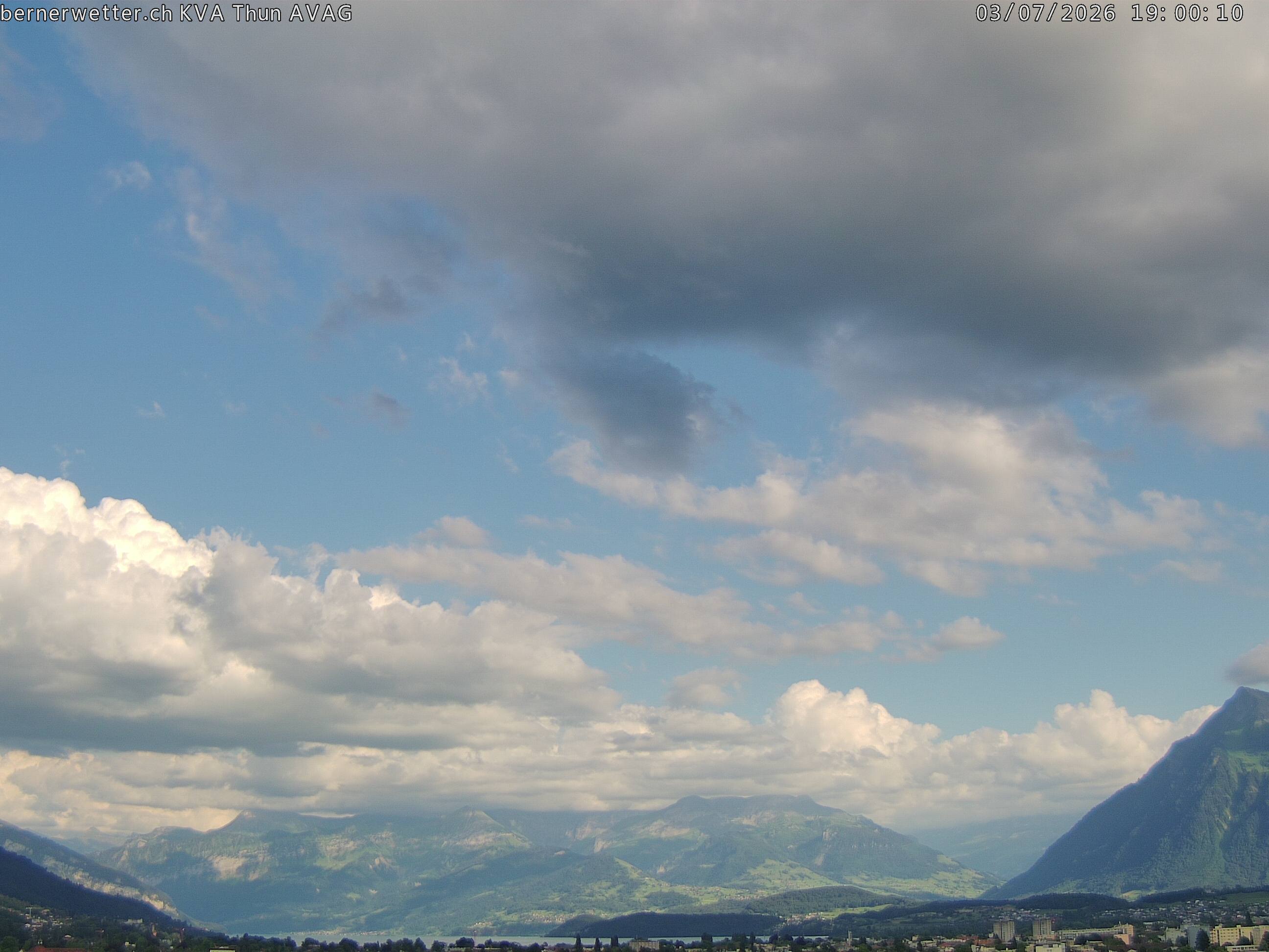 Wetterkamera in Thun, Sicht auf Berner Alpen und Jura