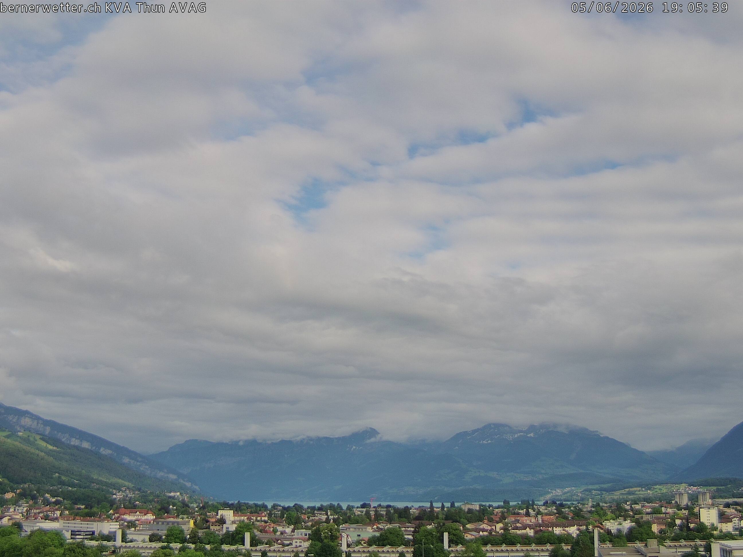 Wetterkamera in Thun, Sicht auf Berner Alpen und Jura