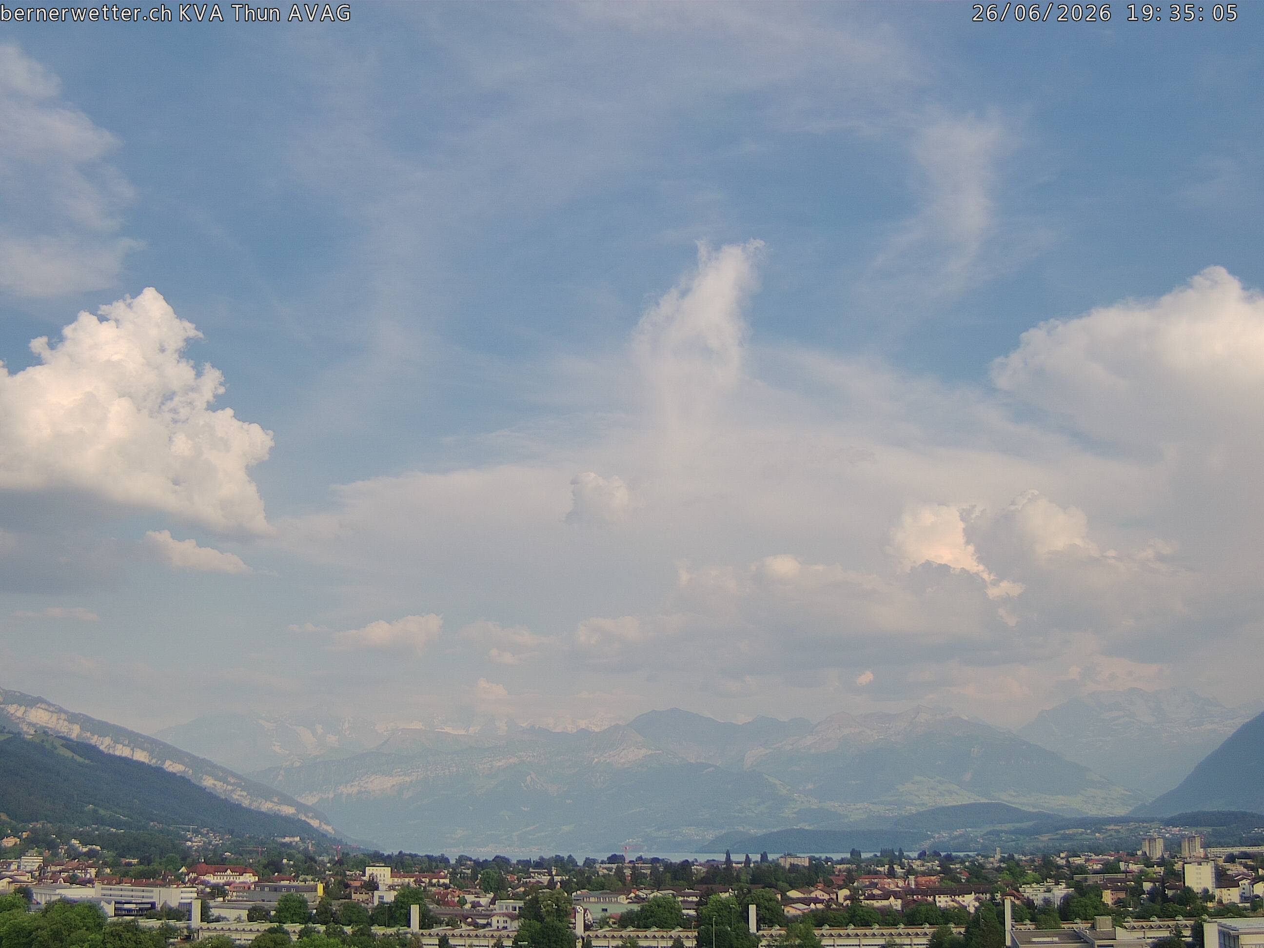 Wetterkamera in Thun, Sicht auf Berner Alpen und Jura